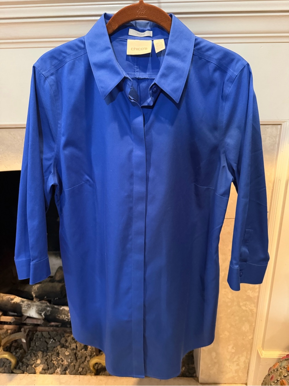 Chico's Cobalt Blue 3/4 Sleeve Button-Front Shirt size Medium